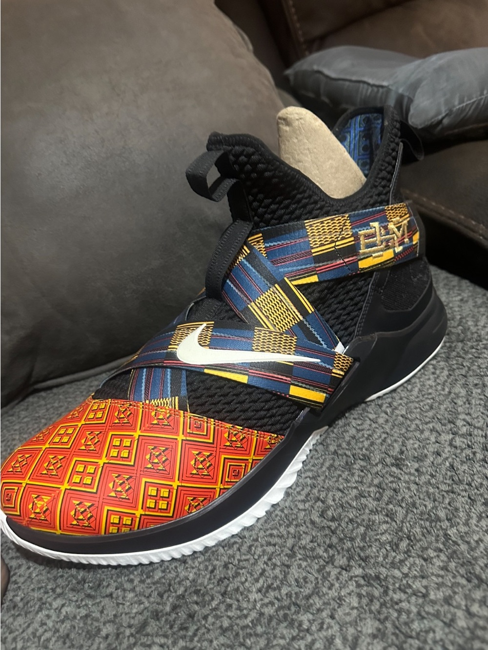 Sample .NIKE LEBRON SOLDIER PLAYER sPROMO SAMPLE
* BHM BLACK HISTORY
* MONTH